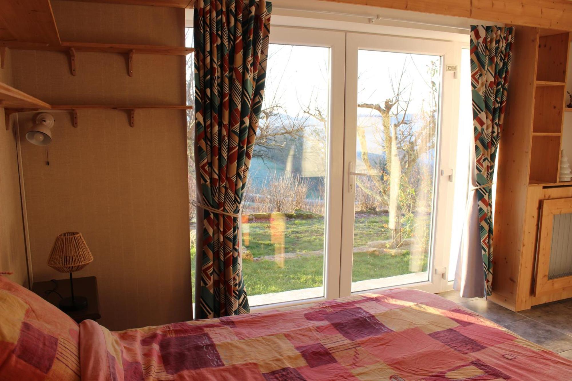 Chambre Jazzy - Gite Les Zazous Lormes Exterior foto